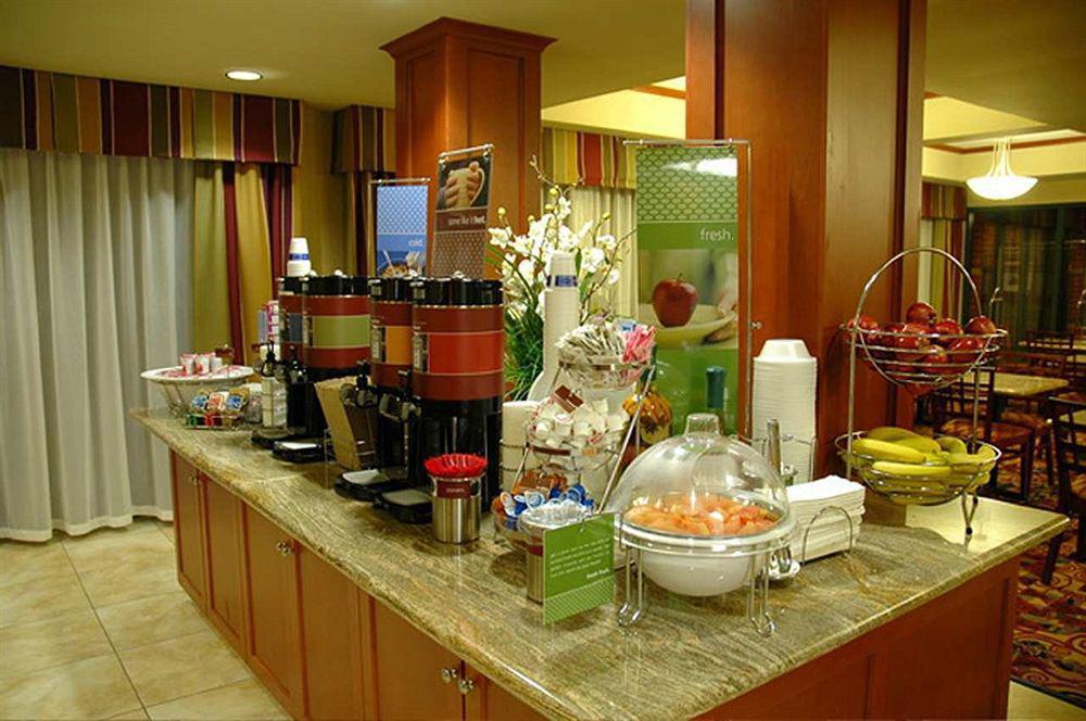 Hampton Inn Martinsburg Restaurant photo