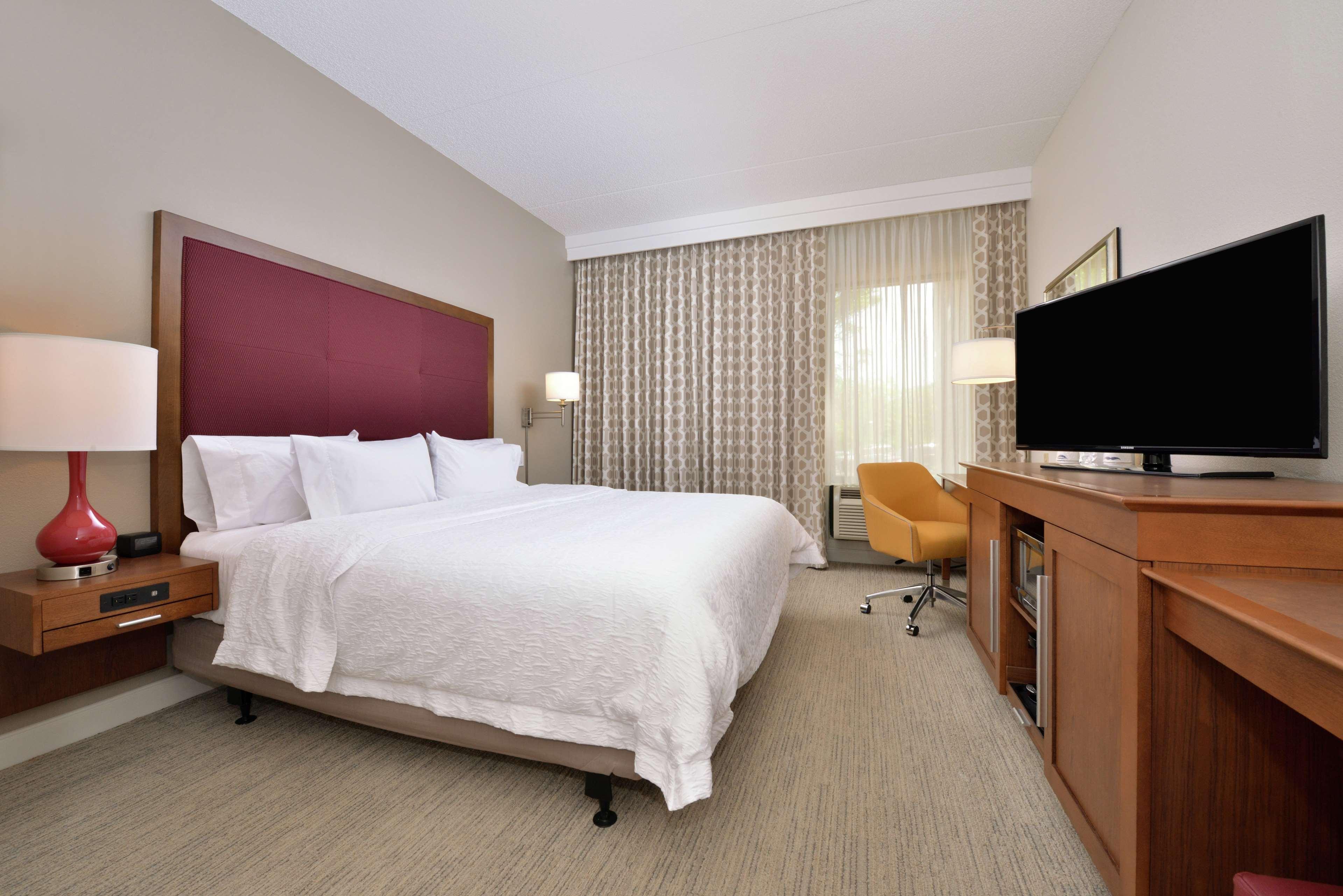 Hampton Inn Martinsburg Exterior photo