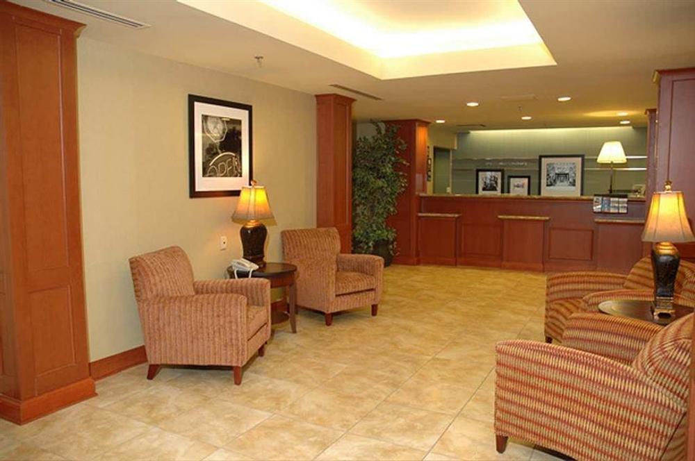 Hampton Inn Martinsburg Interior photo