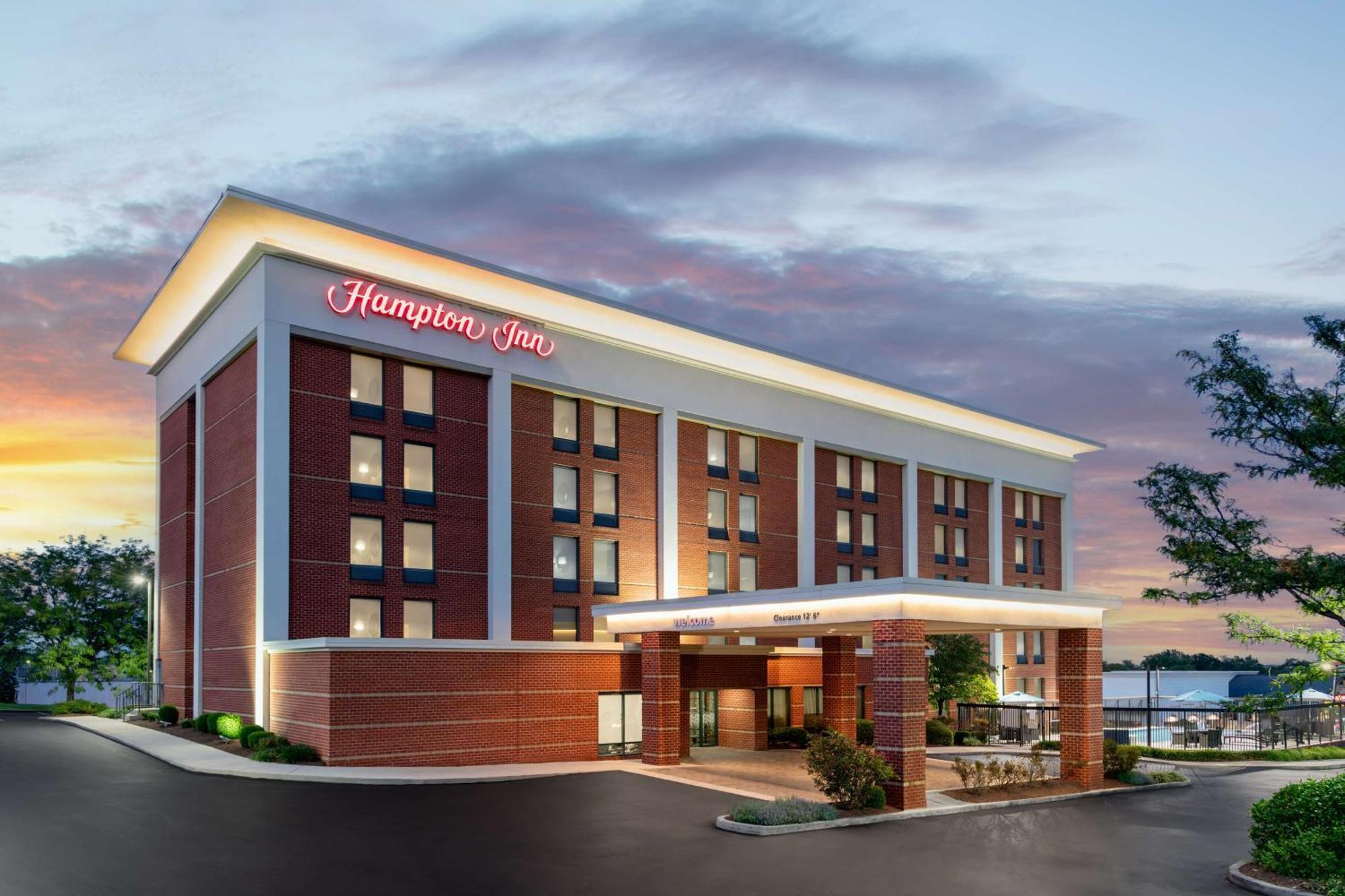 Hampton Inn Martinsburg Exterior photo