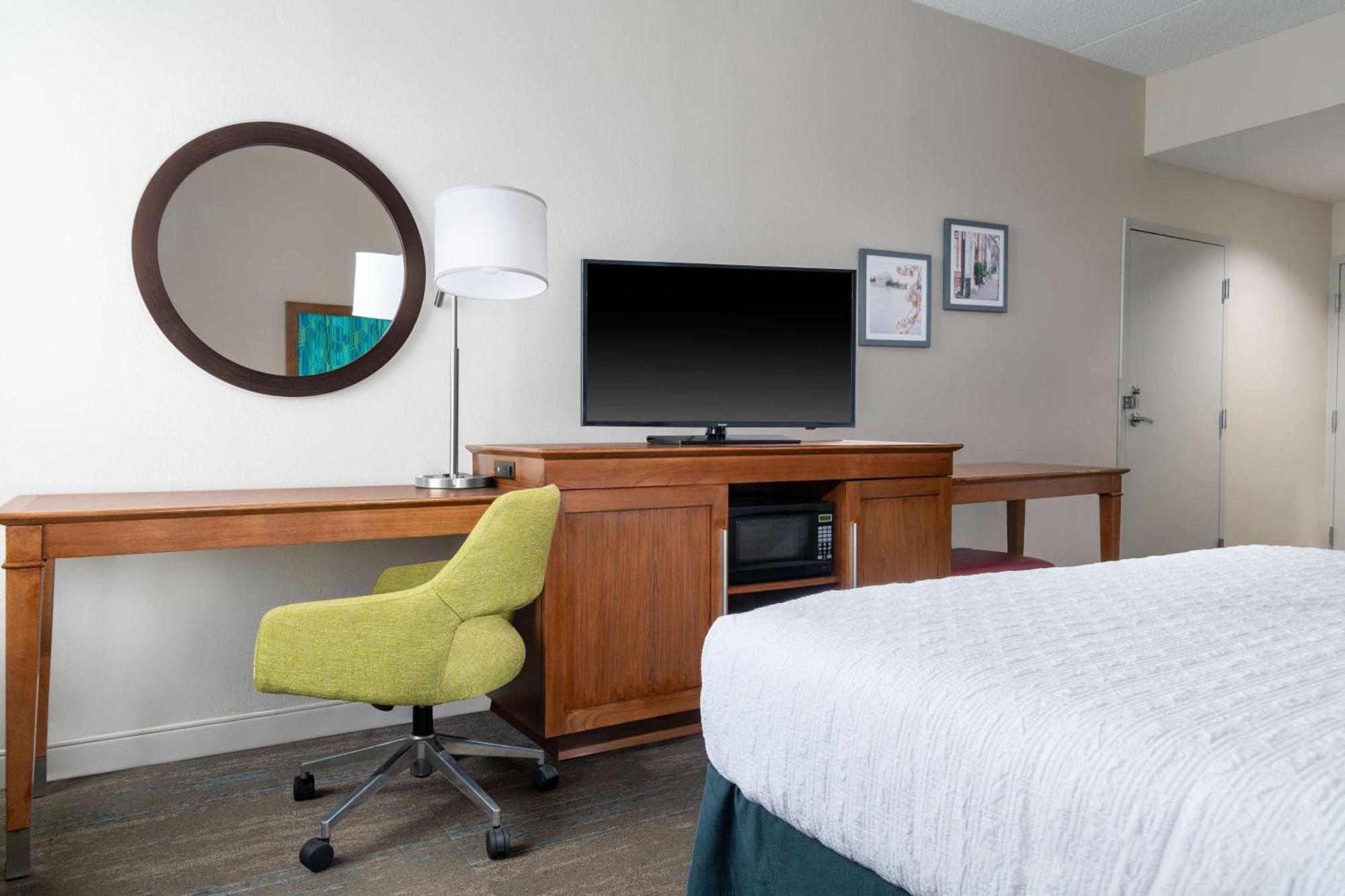 Hampton Inn Martinsburg Exterior photo
