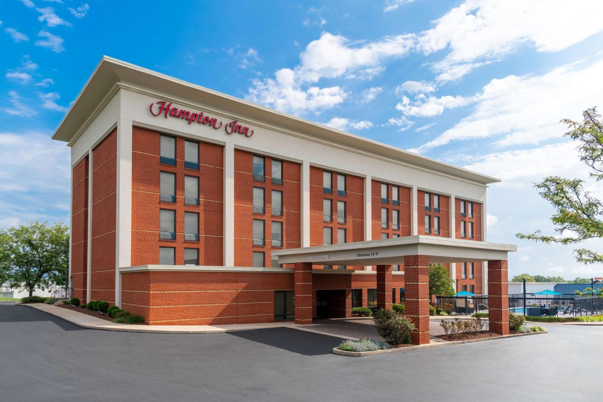 Hampton Inn Martinsburg Exterior photo